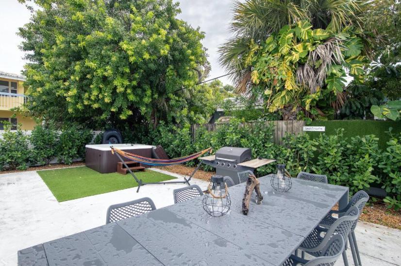 Dog Friendly Condo With Beach Access, Hot Tub, Firepit West Palm Beach Exterior photo